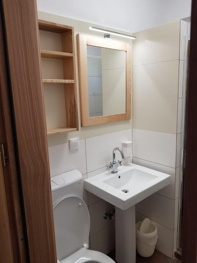 Chic Voyage Hotel Sibiu Bagian luar foto